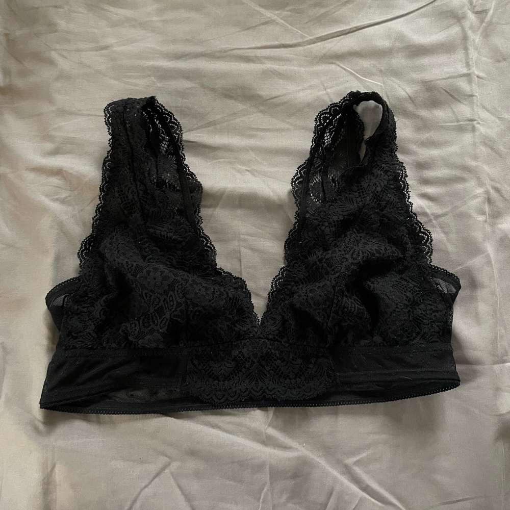 Auden unlined lacy bralette size M